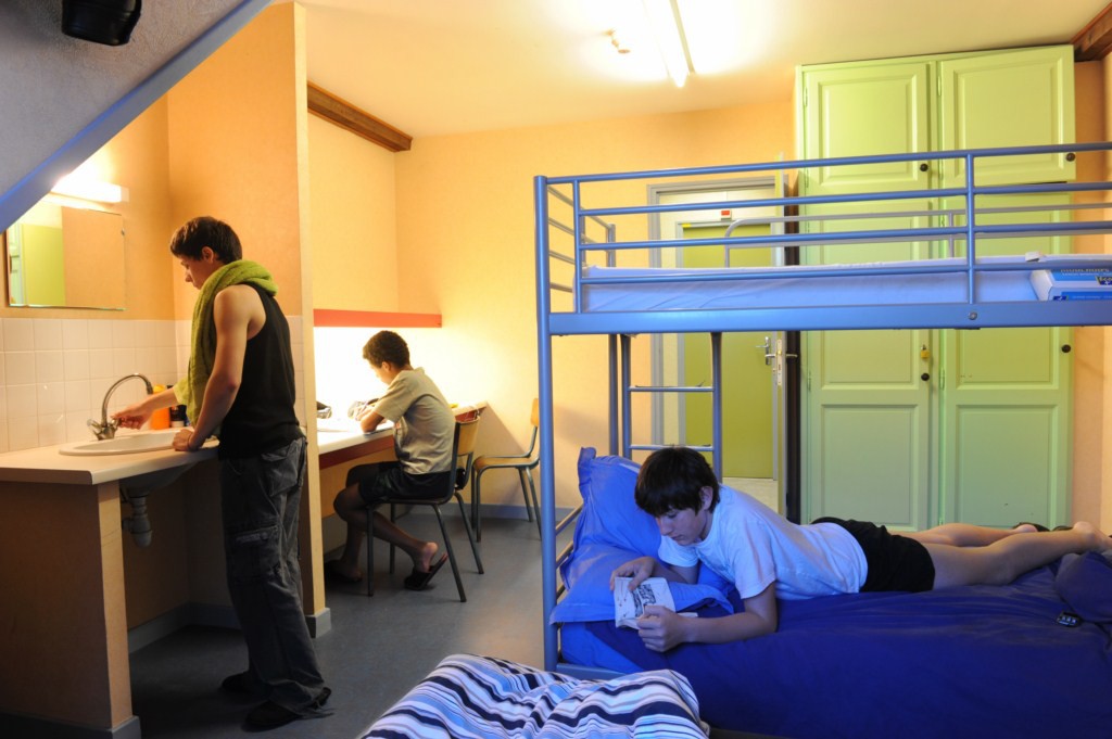 internet-chambre-college-1024x681