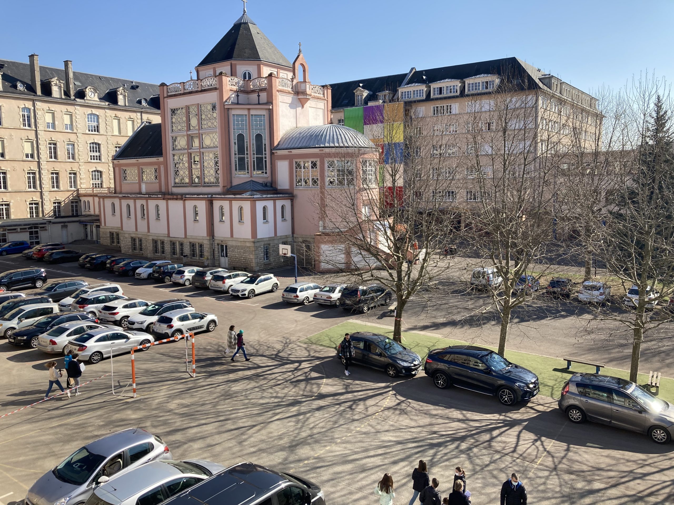Groupe scolaire Saint Joseph - La Salle Dijon Groupe scolaire Saint Joseph - La Salle Dijon