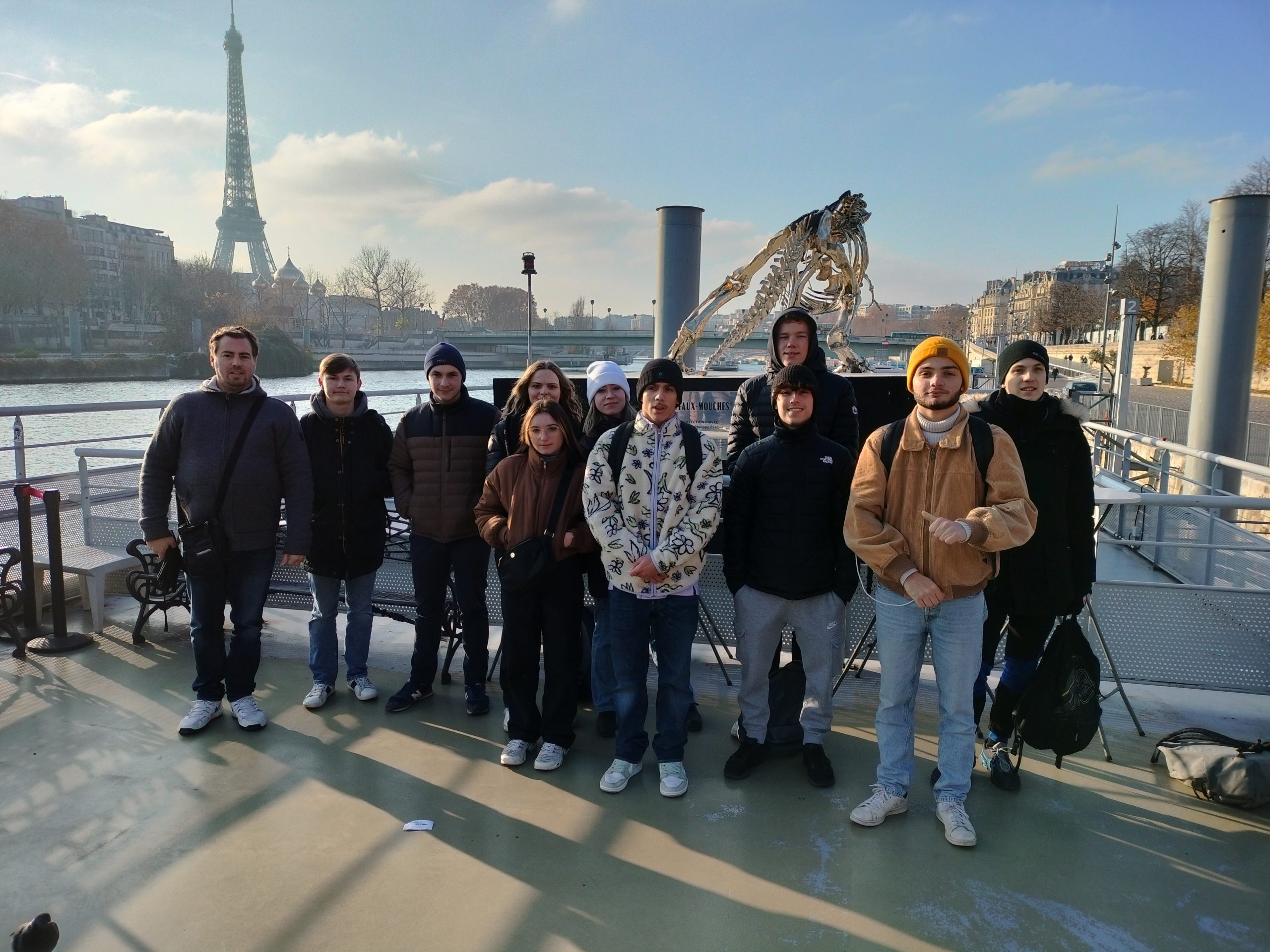 You are currently viewing  Visite de la cité de l’architecture et du patrimoine à Paris pour les élèves de terminale TMA (Technicien Menuisier Agenceur)