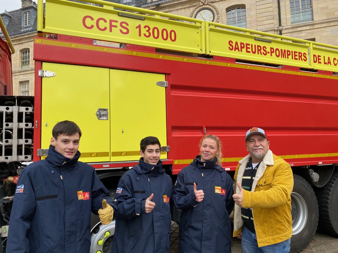 You are currently viewing Quand les élèves de St Jo jeunes sapeurs pompiers donnent de leur temps pour le téléthon !