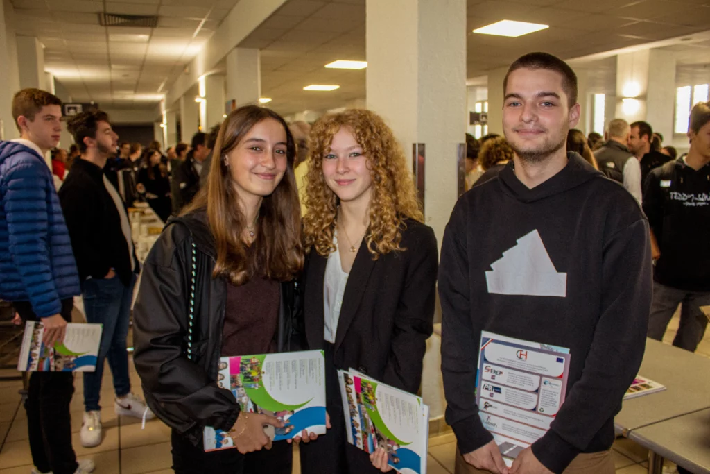Groupe-Saint-Joseph_Dijon_bac2023_g_18