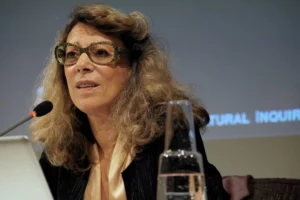 Lire la suite à propos de l’article Barbara Cassin, prochainement à Saint-Jo’