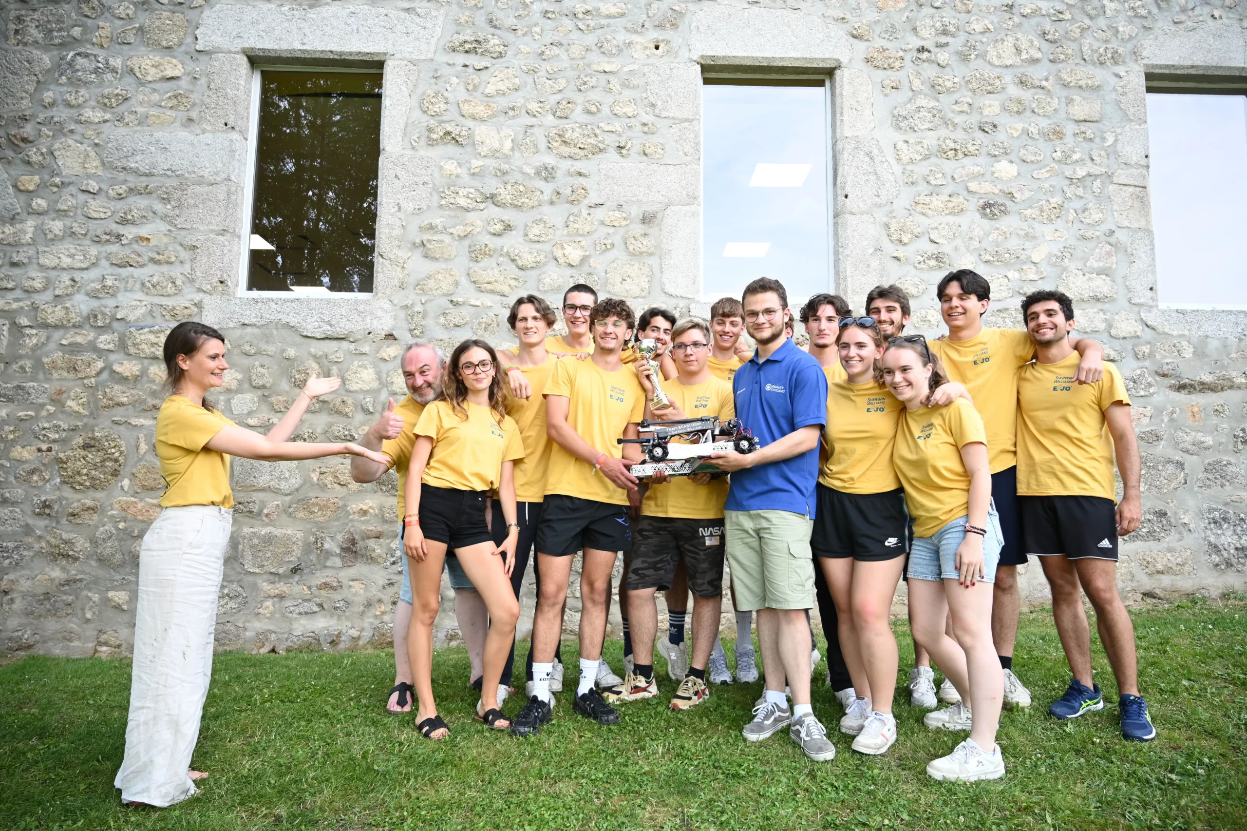 You are currently viewing Nos futurs ingénieurs ont participé au First Tech Challenge