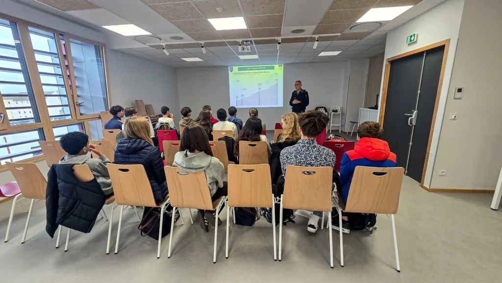 Groupe-Saint-Joseph_LaSalle_3E_defense_2025 (1)