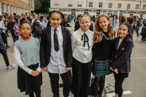 Lire la suite à propos de l’article Uniform day, portes ouvertes : un vendredi 3 octobre mouvementé !