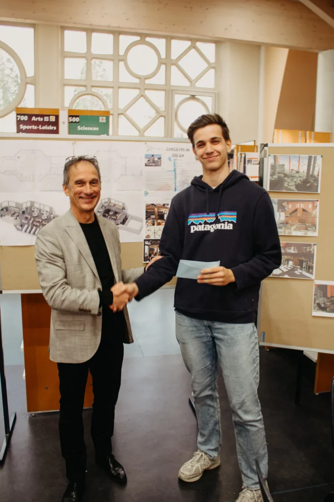 Groupe-Saint-Joseph_LaSalle_Dijon_banque-accueil_2025 (13)