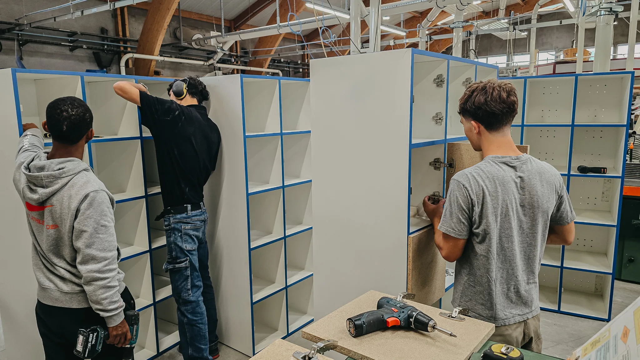 You are currently viewing Fin de chantier : installation des nouveaux casiers du collège