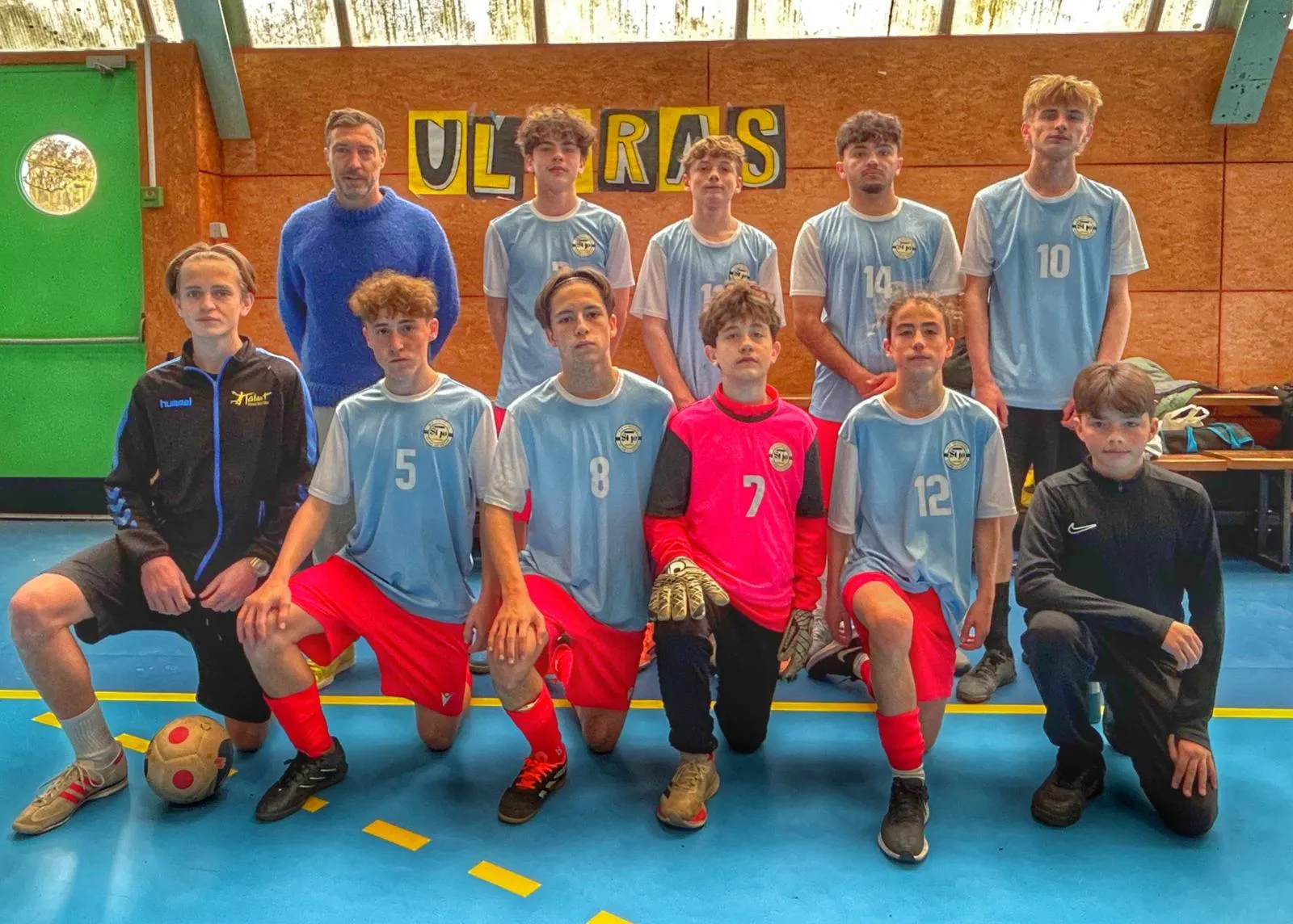 Groupe-Saint-Joseph_LaSalle_Dijon_Futsal_2026 (3)