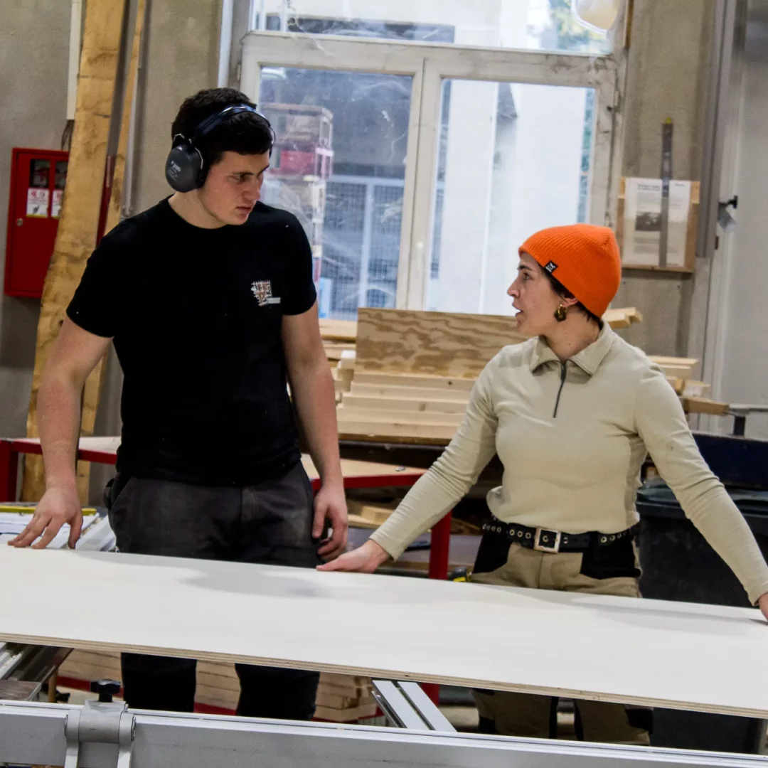 Groupe-Saint-Joseph_LaSalle_Dijon_banque-accueil_2025 (9)