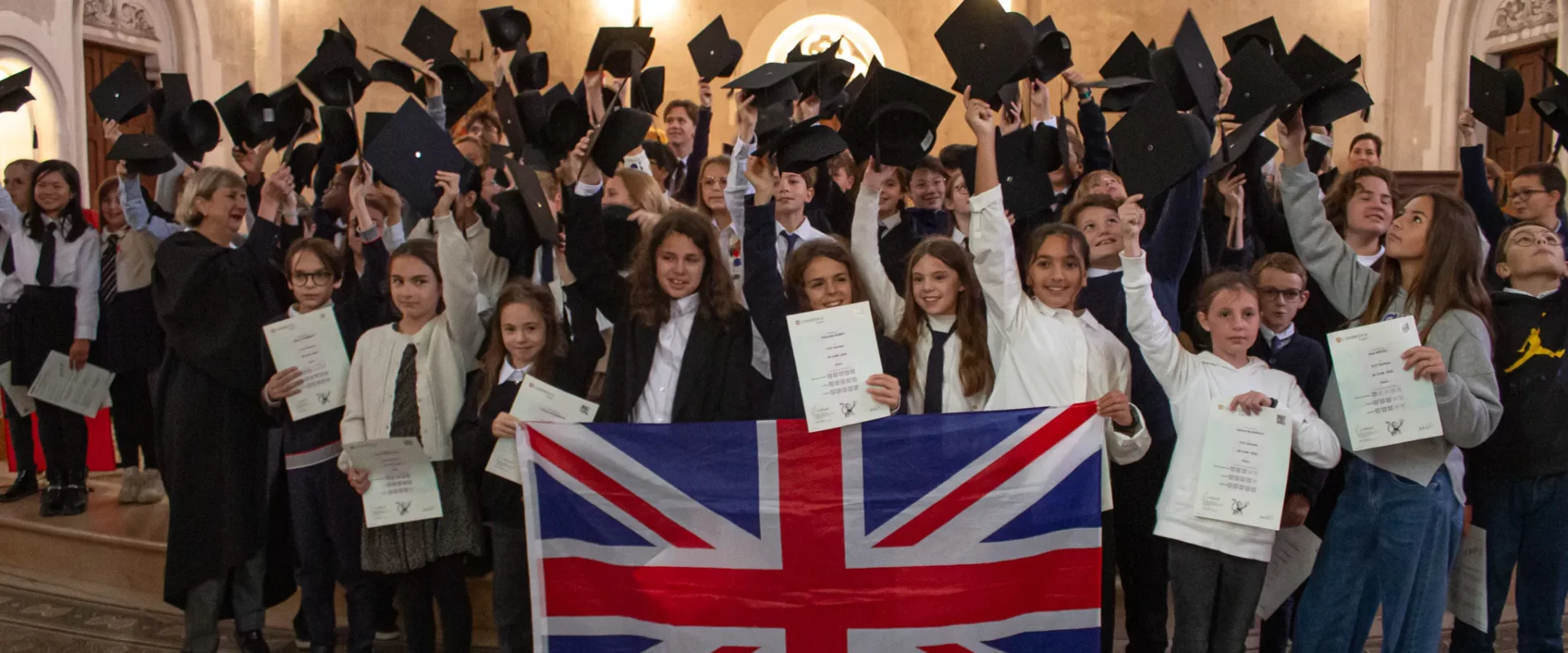 Groupe-Saint-Joseph_LaSalle_Dijon_cambridge2025 (12)