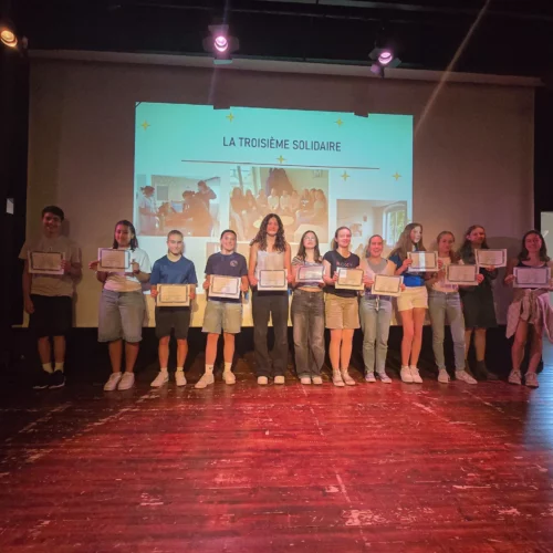 Groupe-Saint-Joseph_LaSalle_Dijon_cérémonie-engagement-college_2025 (4)