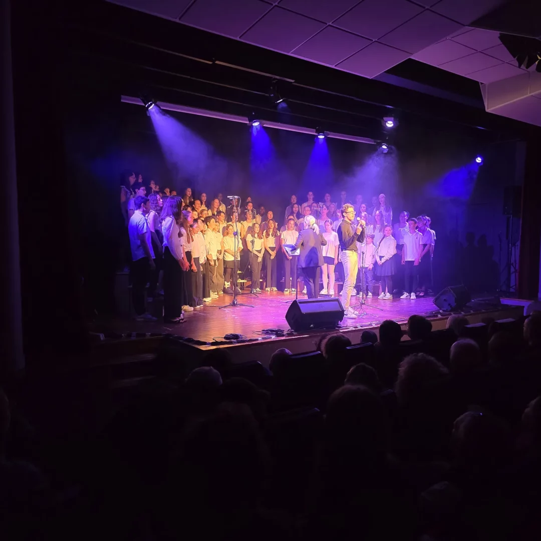 Groupe-Saint-Joseph_LaSalle_Dijon_concert_AV_2025 (2)