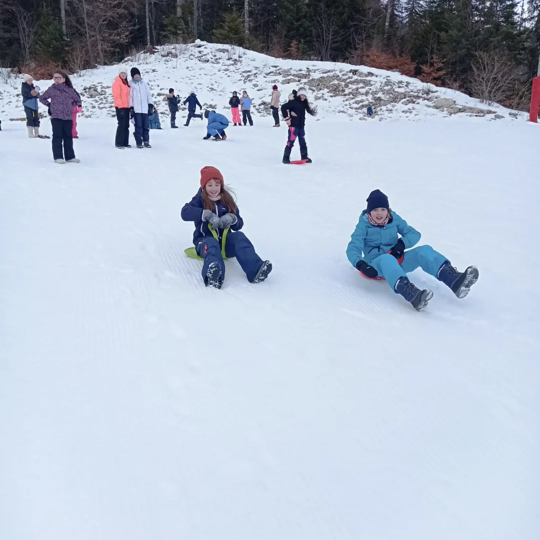 Groupe-Saint-Joseph_Lasalle_Dijon_clase-neige_2026_ste-usule (6)
